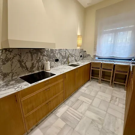 T19 Luxury 5br Private Terrace