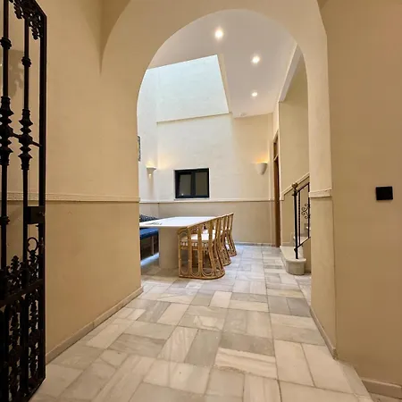 T19 Luxury 5br Private Terrace Сasa de vacaciones Sevilla