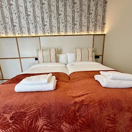 Сasa de vacaciones T19 Luxury 5br Private Terrace Sevilla
