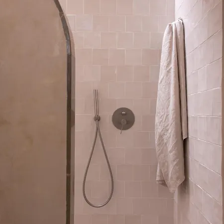 T19 Luxury 5br Private Terrace