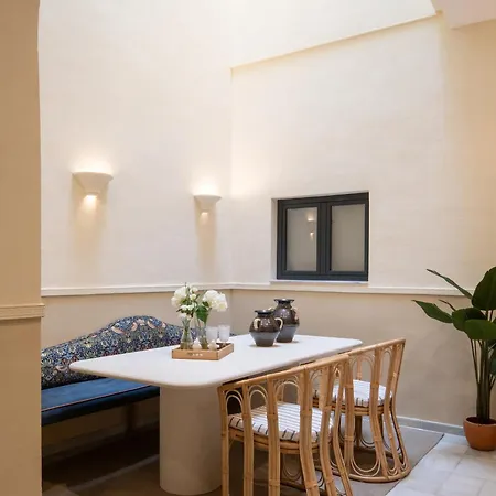 T19 Luxury 5br Private Terrace